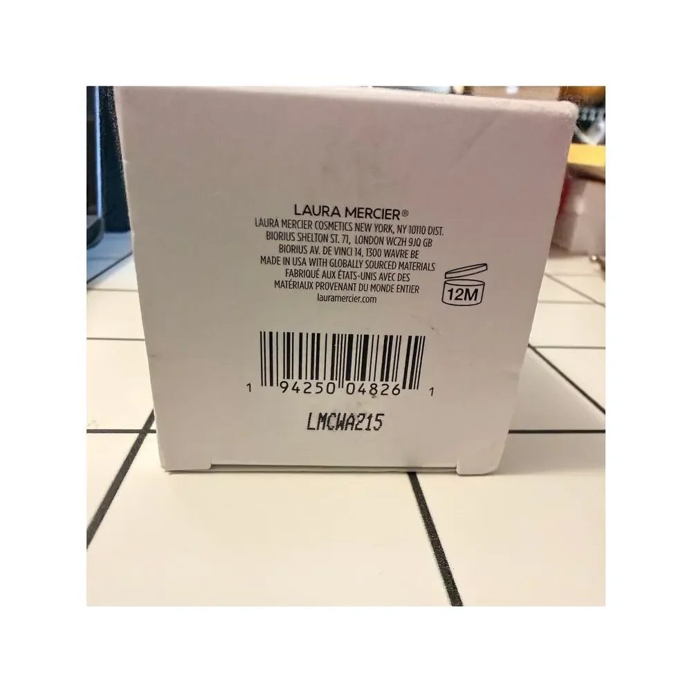 NEW Laura Mercier Aromatic Bath & Body Oil Almond Coconut 3.3oz